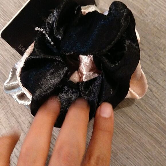 Satin Hair Scrunchies set of 3 - Picture 4 of 4